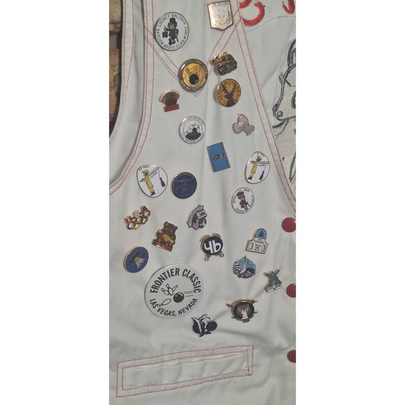 Vintage Elks Lady Vest- 55 unique pins- Bowling, 84 Olympics, more! 57 total - Picture 3 of 12